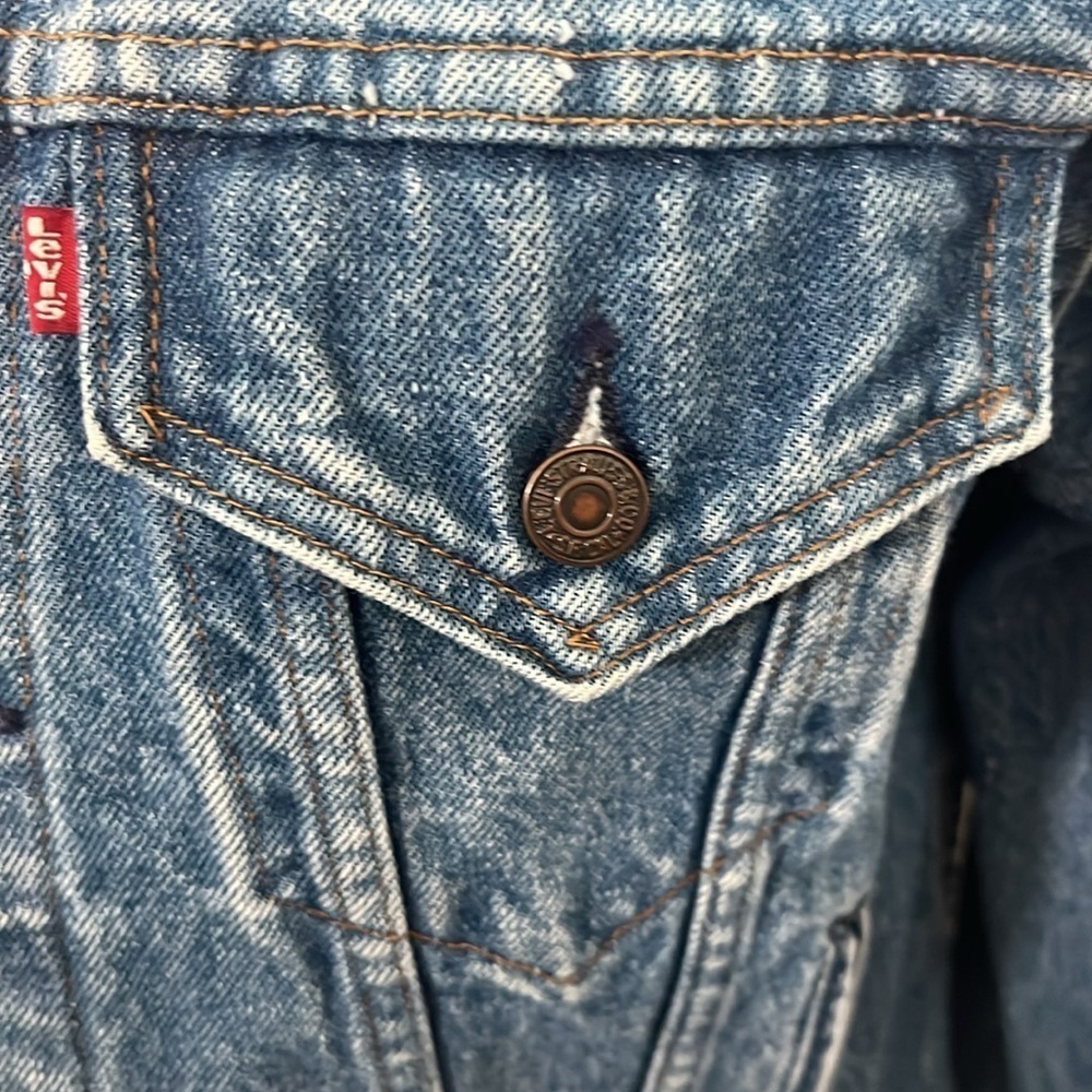 Custom boutique designed‎ Levi jacket - Picture 3 of 12